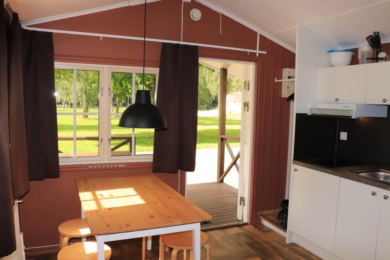Boras Camping & Vandrahem Bagian luar foto